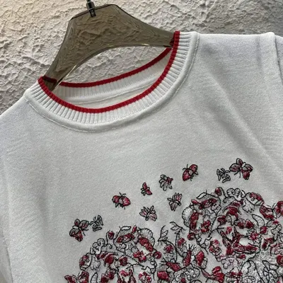 Embroidered White Floral Crewneck Sweater