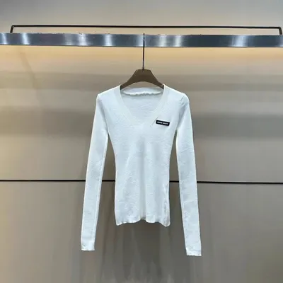 Unknown V-Neck White Knit Sweater