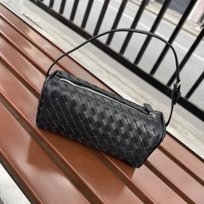 Bottega Veneta Intrecciato Black Leather Handbag
