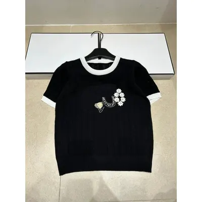 Black Knit T-Shirt With Embroidery Design
